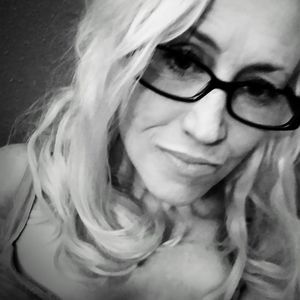 Meet your Posher, Dinah